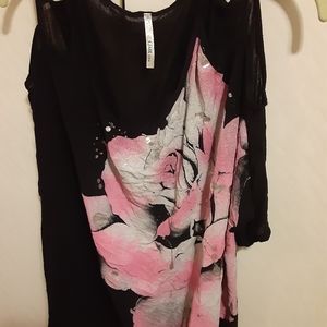 Oatt Black & Pink Top Size 1X